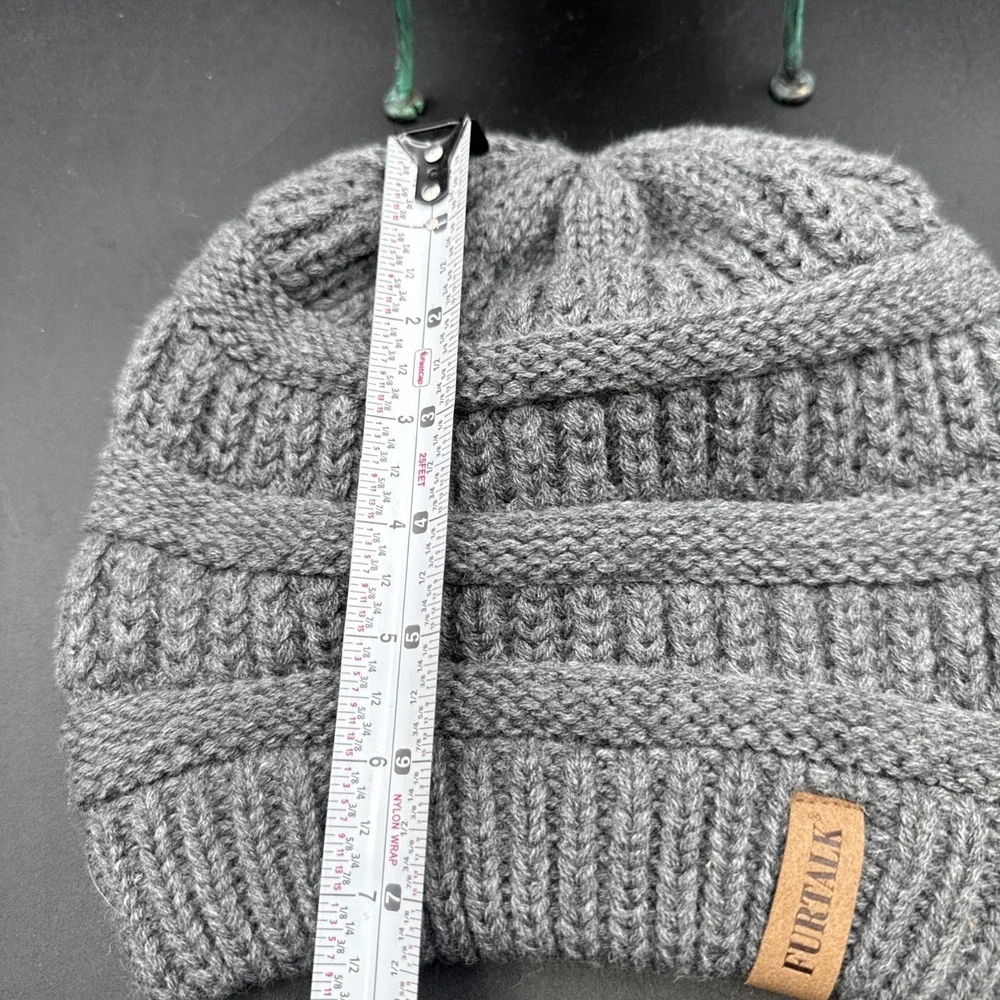 Furtalk Gray Stocking Hat Warm Cozy Winter NWOT Boho Light Academia Classicore